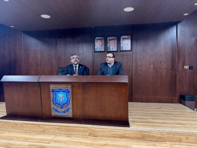 ندوة عن مهنة المحاسبة القانونية (التدقيق )في الأردن ودور جمعية المحاسبين القانونيين في تنظيمها و اهمية الشهادات المهنية في سوق العمل- جامعة عمان الأهلية