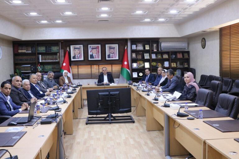 جمعية المحاسبين القانونيين تبحث مع معالي وزير العدل سبل تعزيز الشراكة وتطوير منظومة الخبرات أمام المحاكم