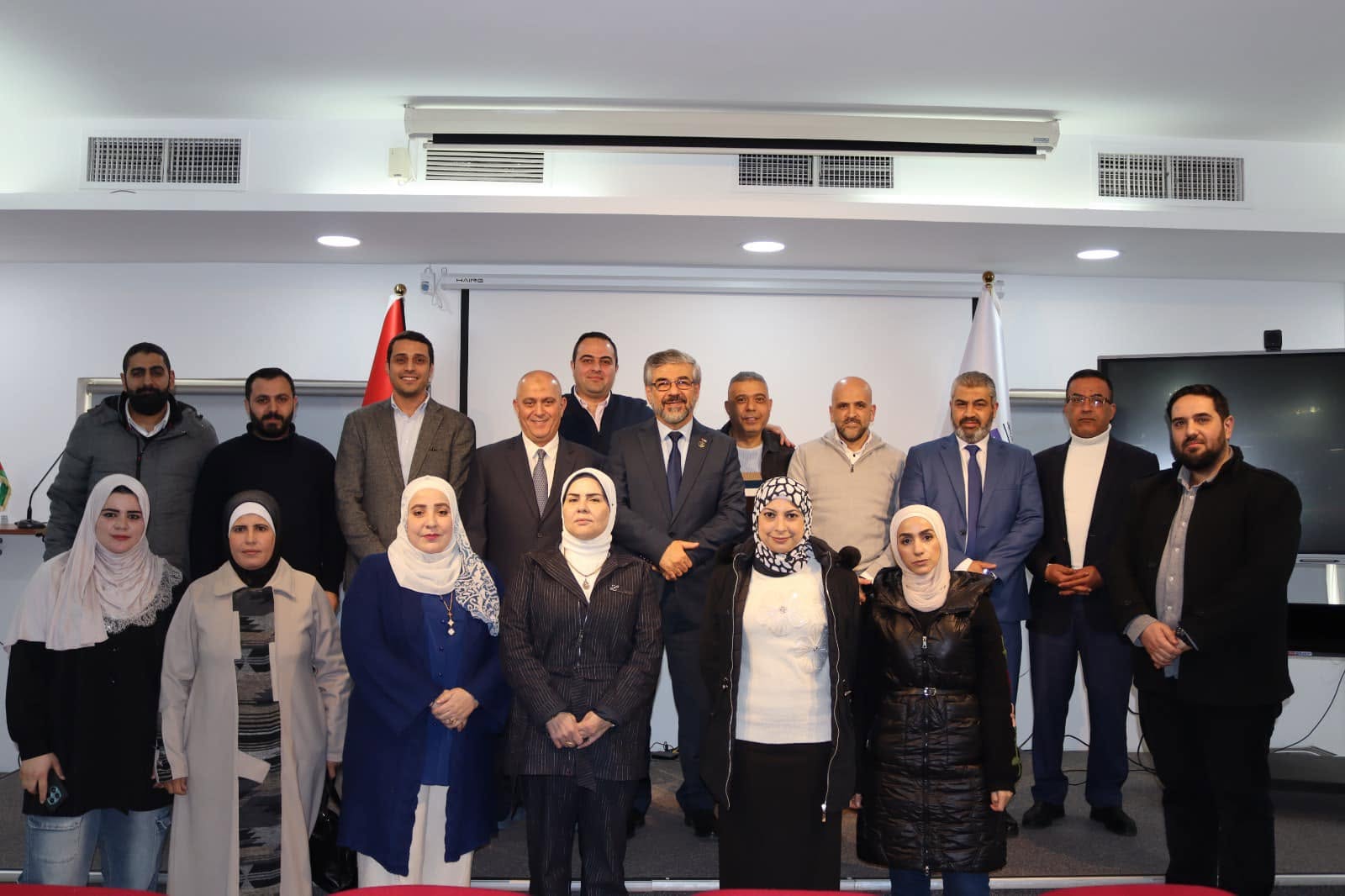 ورشة تدريبية متخصصة لموظفي وزارة العدل بعنوان “قراءة البيانات المالية وتحليلها”